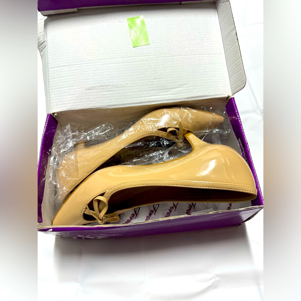Forever Ladies Shoes‎